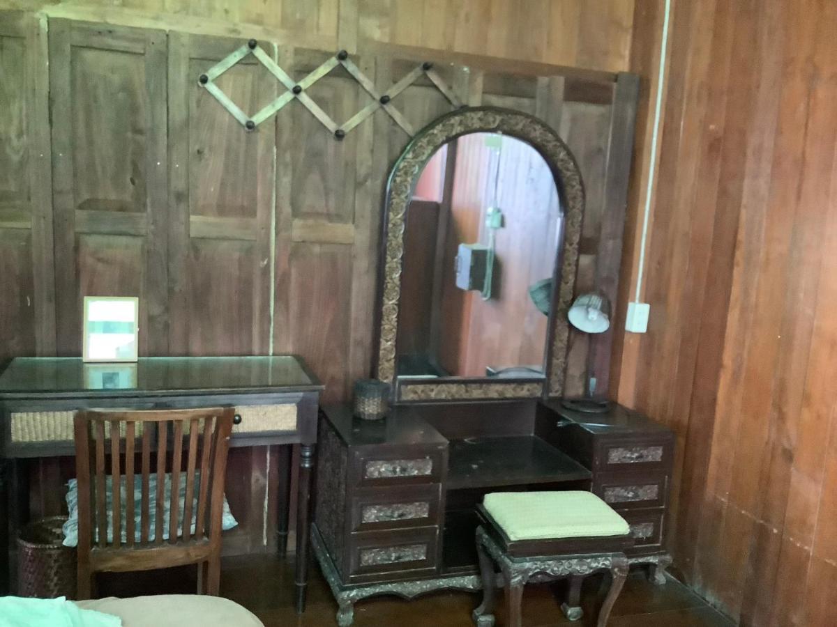 Tata Guesthouse Chiang Mai Buitenkant foto